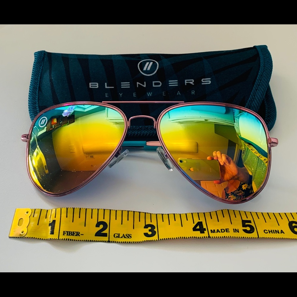 BLENDERS SUNNIES